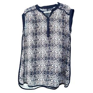 A.N.A Women's petite XL Ana Animal Print flowy Top